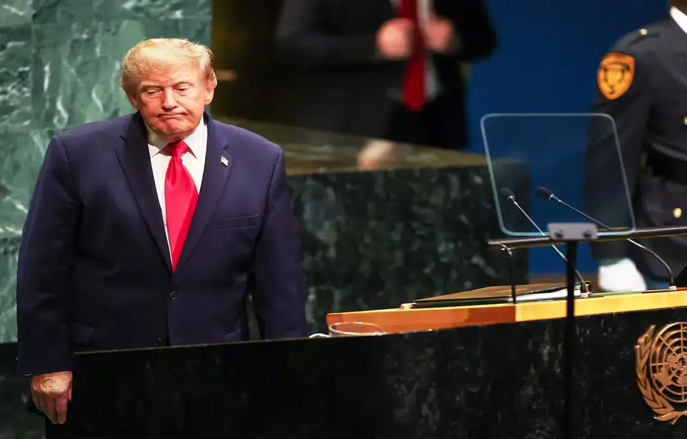 Trump’s UN Speech Bombs As Audience Looks At Phones While He Rants And Raves